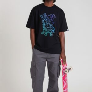 Camiseta Streetwear <br> Viver e Ser Livre